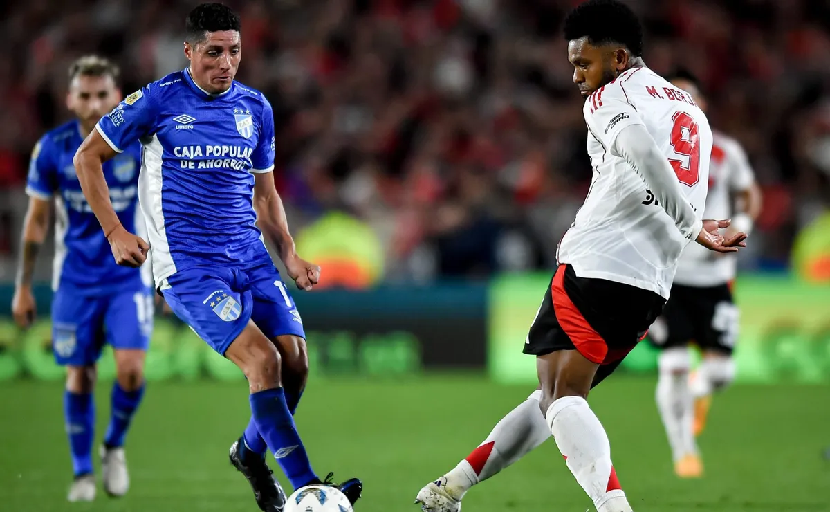 River jugará ante Atlético Tucumán.