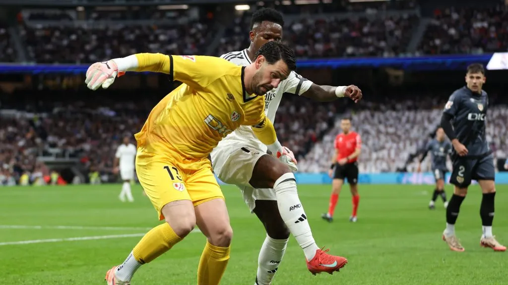 Augusto Batalla contra Vinicius.