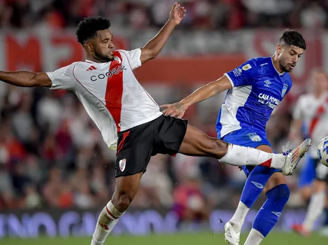 Borja: del reproche de los hinchas a un partido extraño vs. Atlético Tucumán