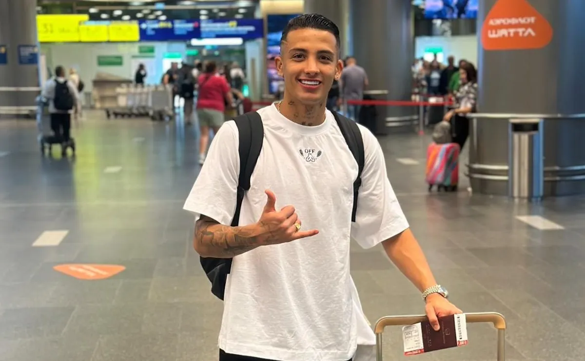 Kevin Castaño llegó hace unas horas a la Argentina para sumarse a River.