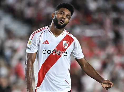 Así recibieron los hinchas de River a Borja en el Monumental