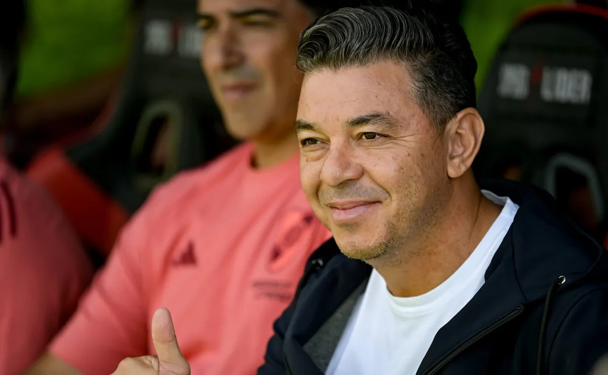 Gallardo celebró el trabajo de Meza y Aliendro.