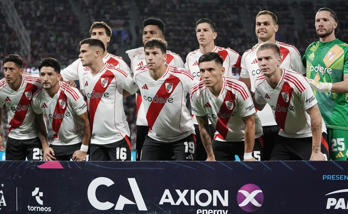 Los once de River que salieron a jugar el partido.