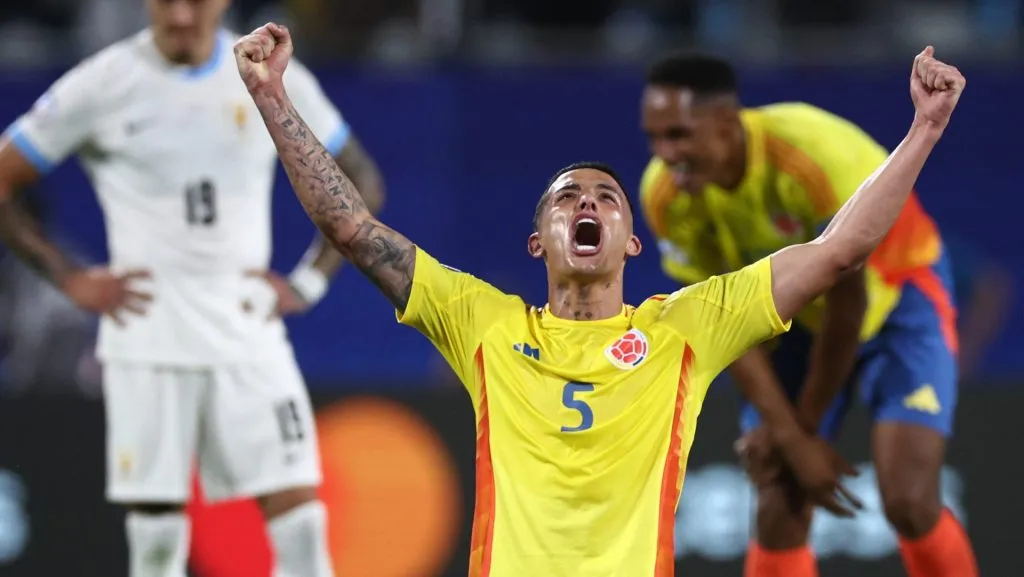 Castaño fue citado por Lorenzo.