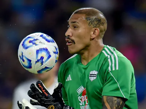 Fue figura ante River, reconoció ser hincha del Millonario y elogió a Armani