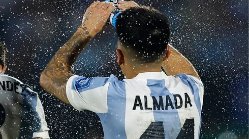 Thiago rompió el cero en Uruguay.