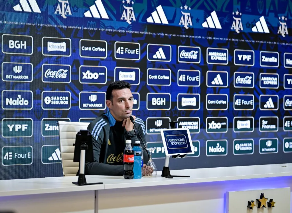 Scaloni avisó que piensa en citar juveniles. (getty)