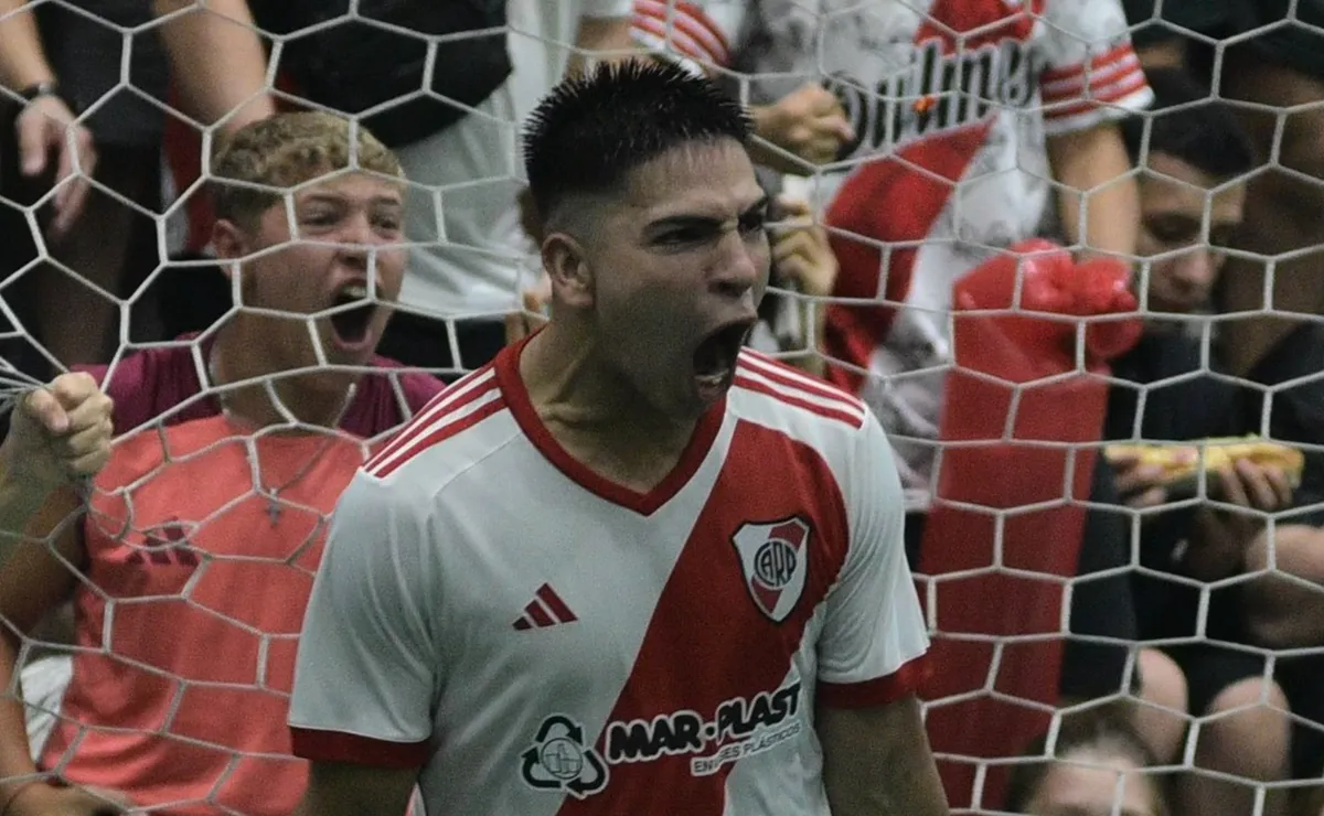 El Millonario vapuleó a Boca en las categorías del futsal.