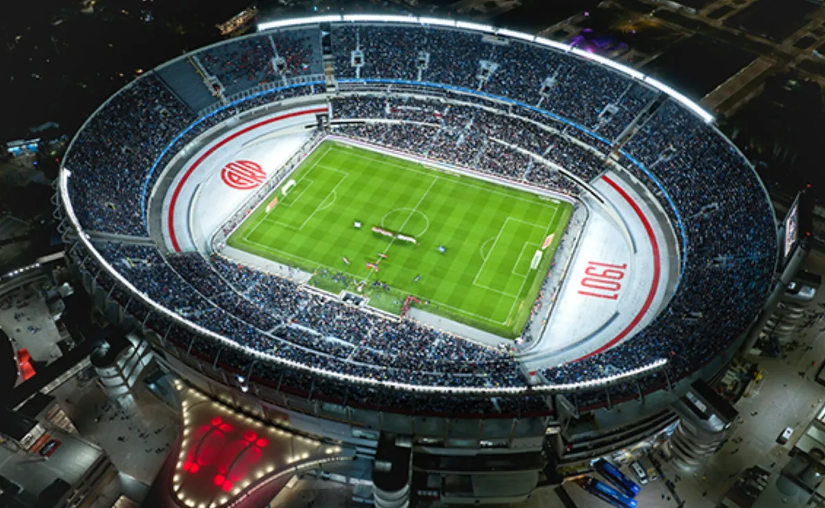 La Selección Argentina recibirá a Brasil en el Estadio Monumental.