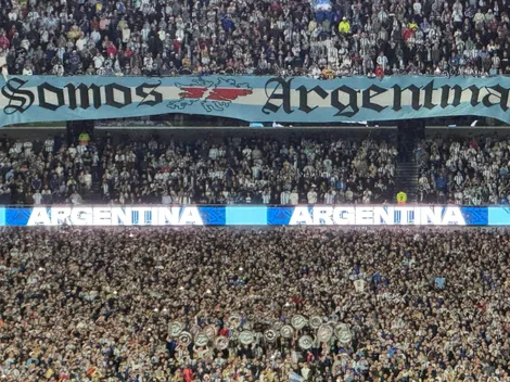 Los Borrachos del Tablón exhibieron un histórico trapo antes de Argentina vs. Brasil