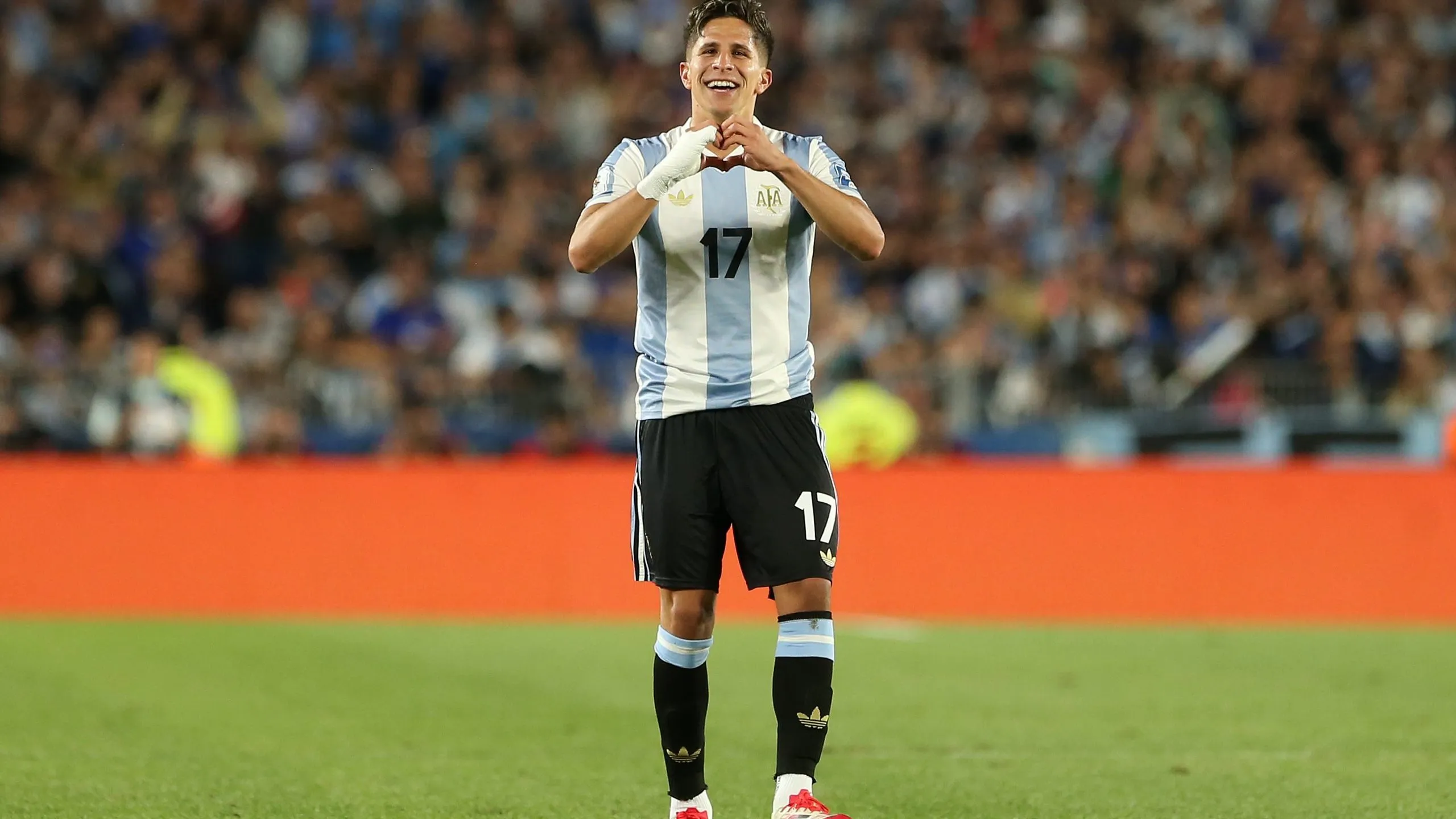 Giuliano Simeone, titular vs. Uruguay y gol a Brasil en su primera convocatoria. Foto: Getty.