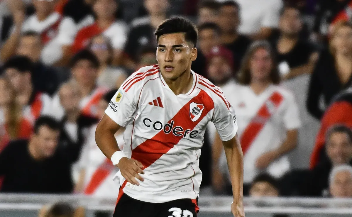 Ian Subiabre está en conflicto con River.