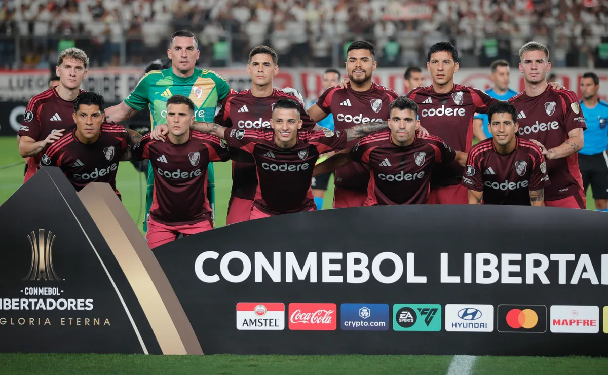 Los once titulares de River en Perú.