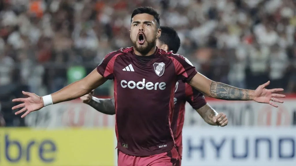 Paulo Díaz venía con un buen presente.