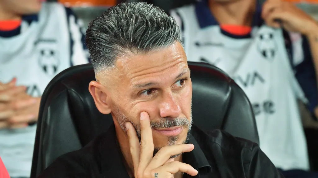 El DT vuelve a estar en el ojo de la tormenta en México.