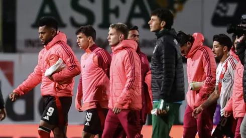 Cabizbajos, así se fueron los jugadores de River tras el empate ante Samiento.