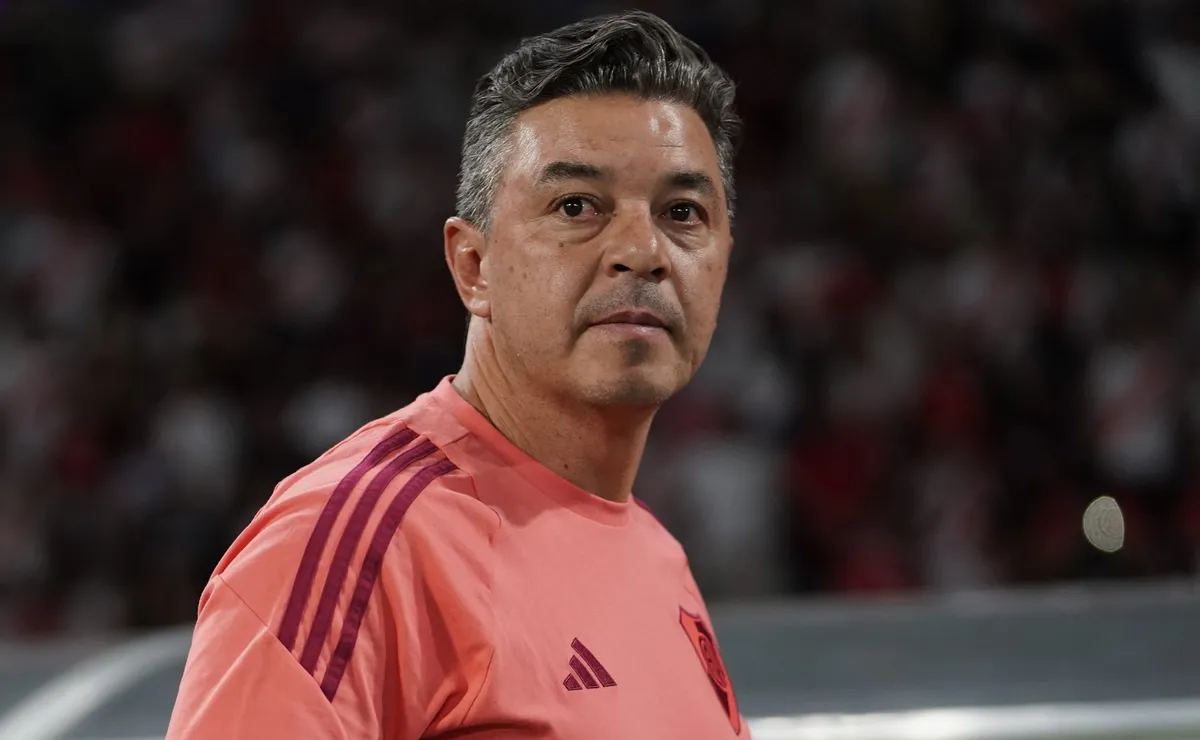 Gallardo recupera dos jugadores.