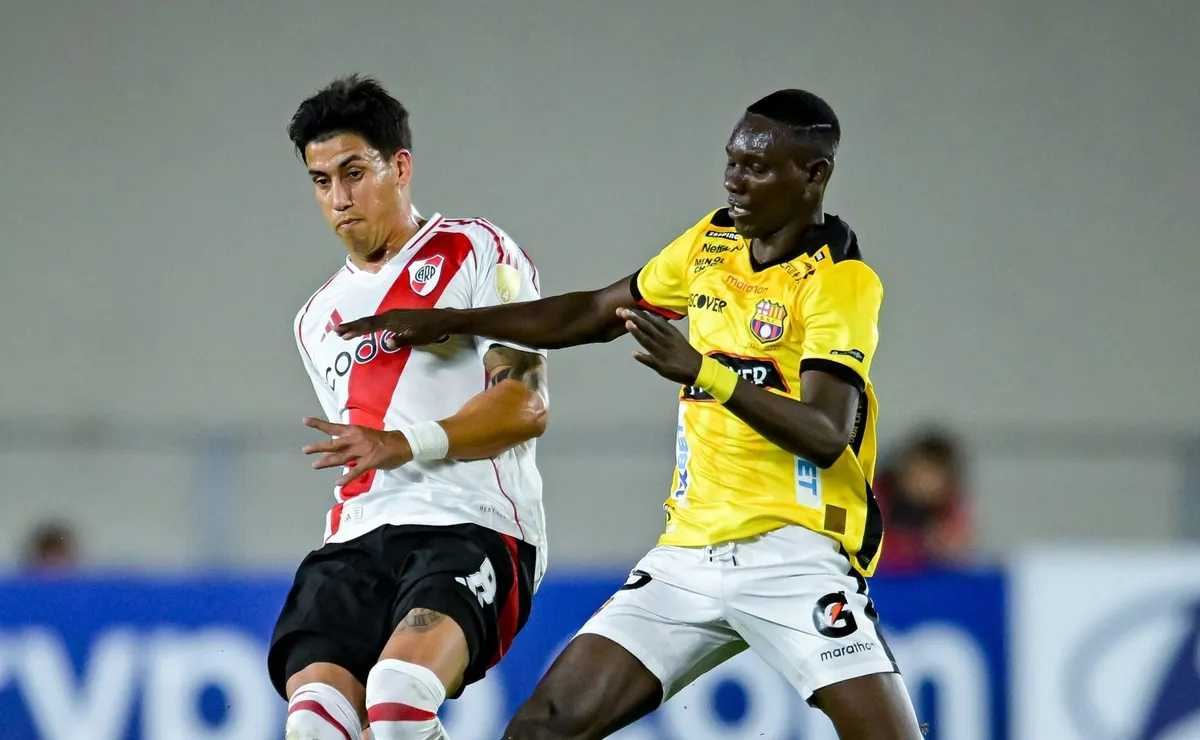 River visita a Barcelona SC por la Libertadores.