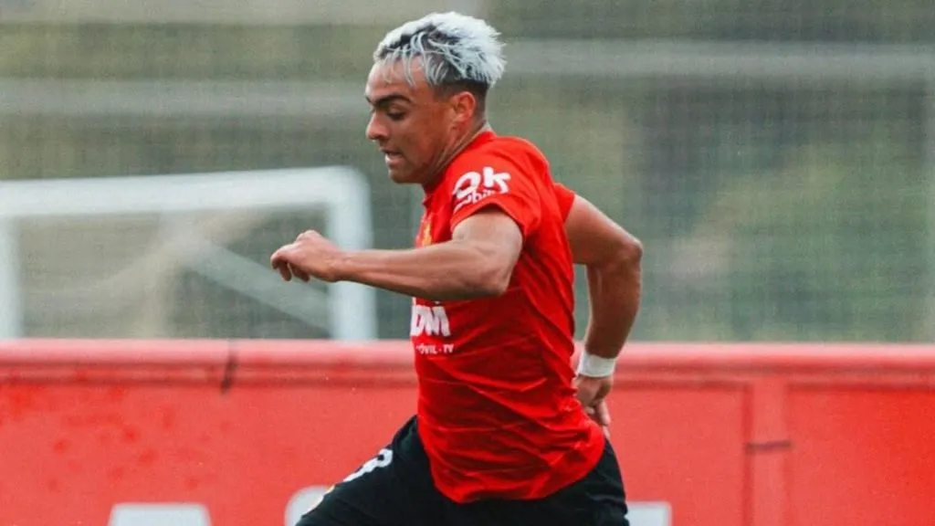 Alex Woiski ya está en Buenos Aires, a la espera de hacerse la revisión médica y firmar contrato.