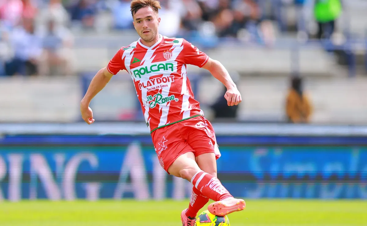 Agustín Palavecino fue adquirido por Necaxa.