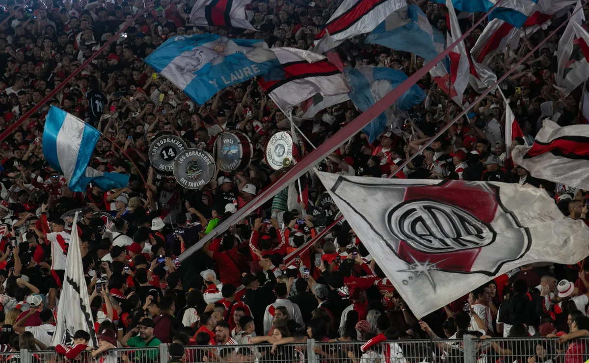 Así se vivió la vuelta de la barra de River en el Monumental.