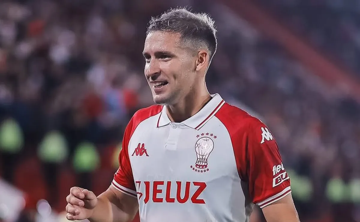River apunta a Matko Miljevic.