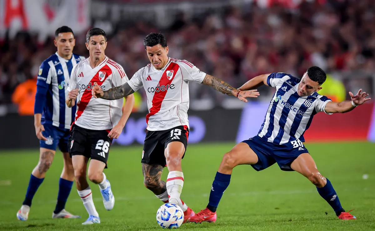 River visitará a Talleres por la fecha 13.
