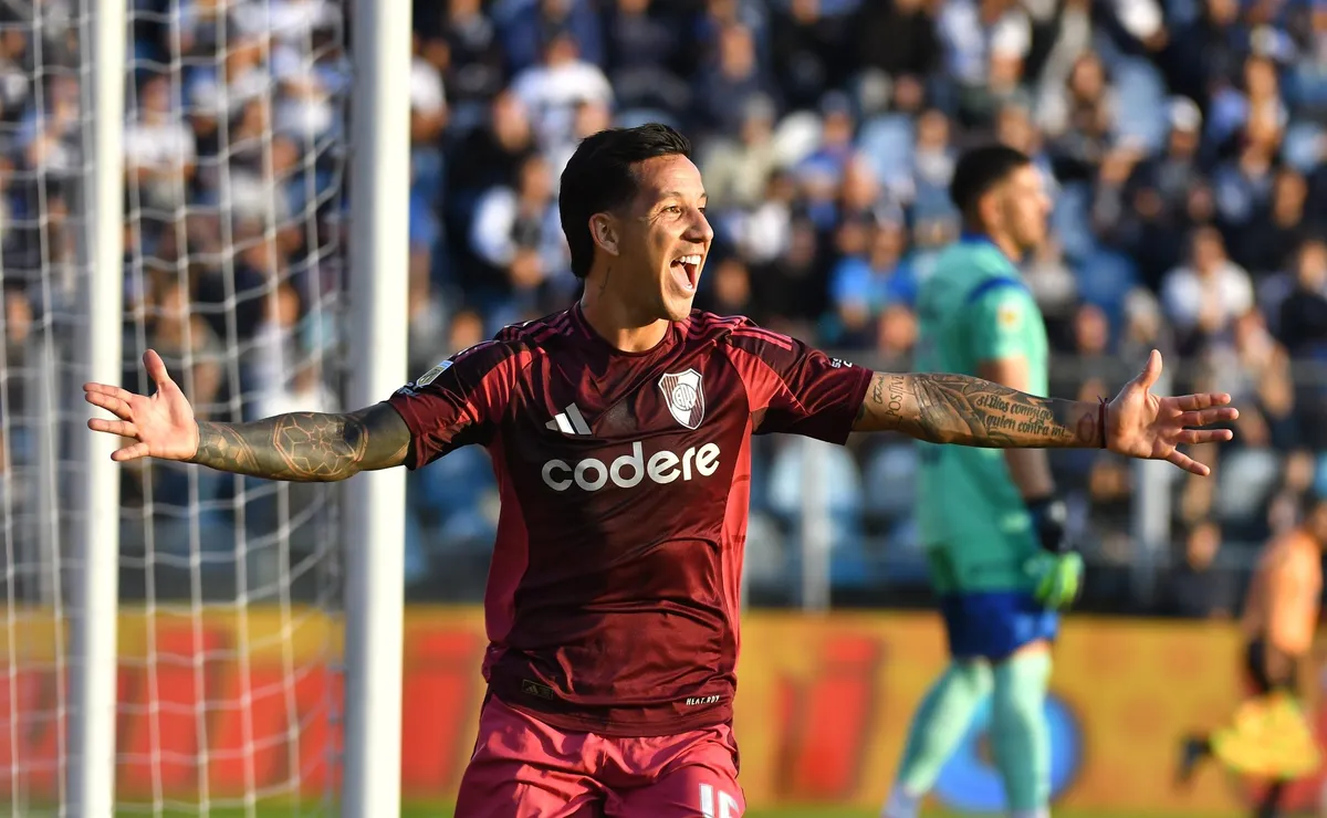 Sebastián Driussi convirtió su primer gol en su regreso a River.