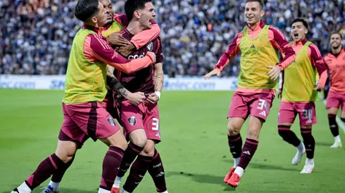LA PLATA, ARGENTINA – APRIL 18: Franco Mastantuono of River Plate celebrates with teammates after scoring the team's second goal during the Torneo Apertura Betano 2025 Group B match between Gimnasia y Esgrima La Plata and River Plate at Juan Carmelo Zerillo Stadium on April 18, 2025 in La Plata, Argentina. (Photo by Marcelo Endelli/Getty Images)
