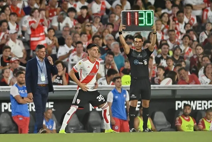 28 de enero de 2024. El día del debut oficial de Franco Mastantuono en River (FOTO: @franco.mastantuono).