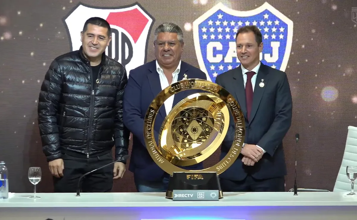 La conferencia previa al superclásico se retrasó por culpa de Boca: el inédito motivo