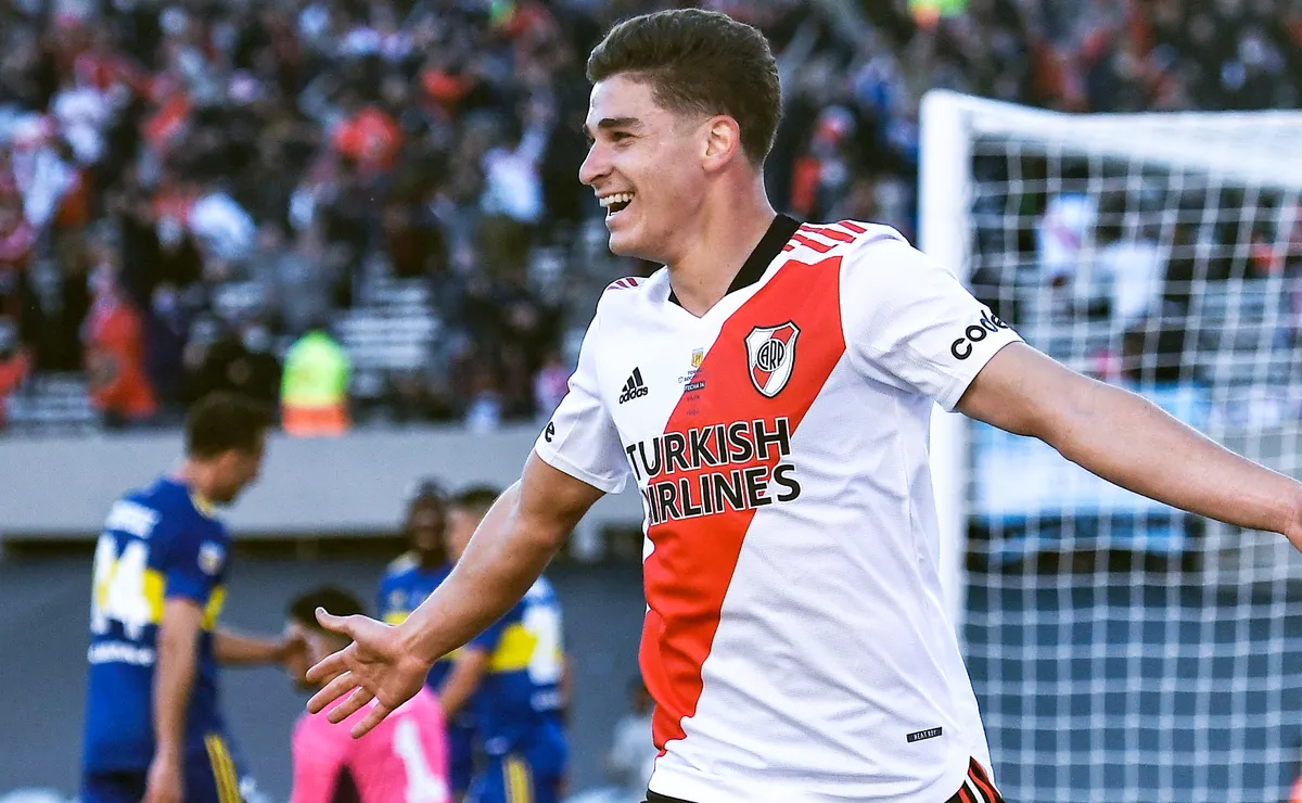 La Araña palpitó el Superclásico en el Monumental.