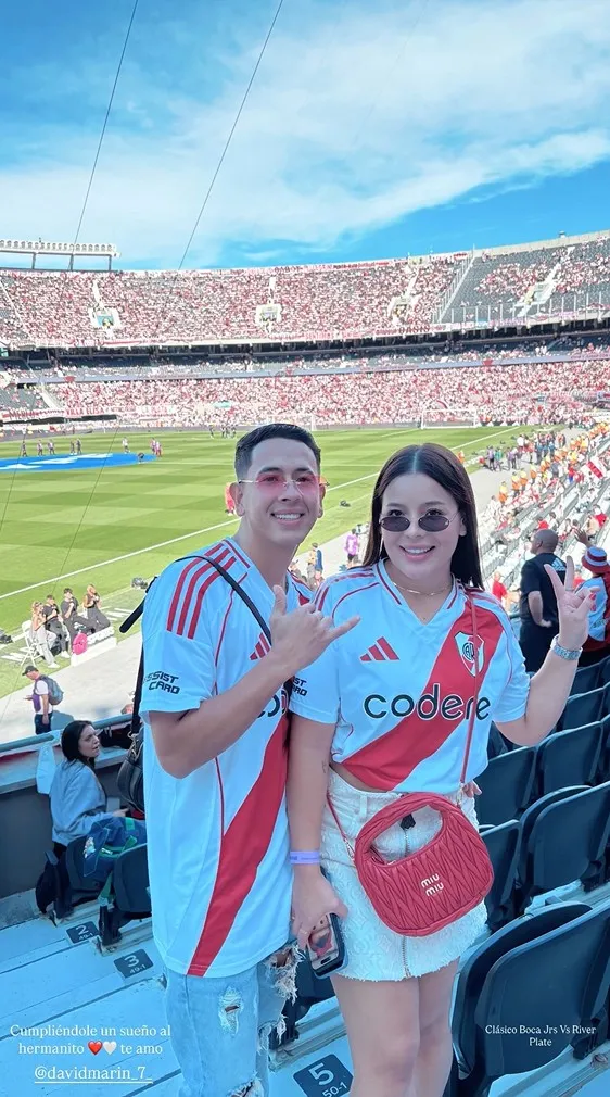 La familia de Kevin Castaño, presente en el Monumental para el Superclásico entre River y Boca.