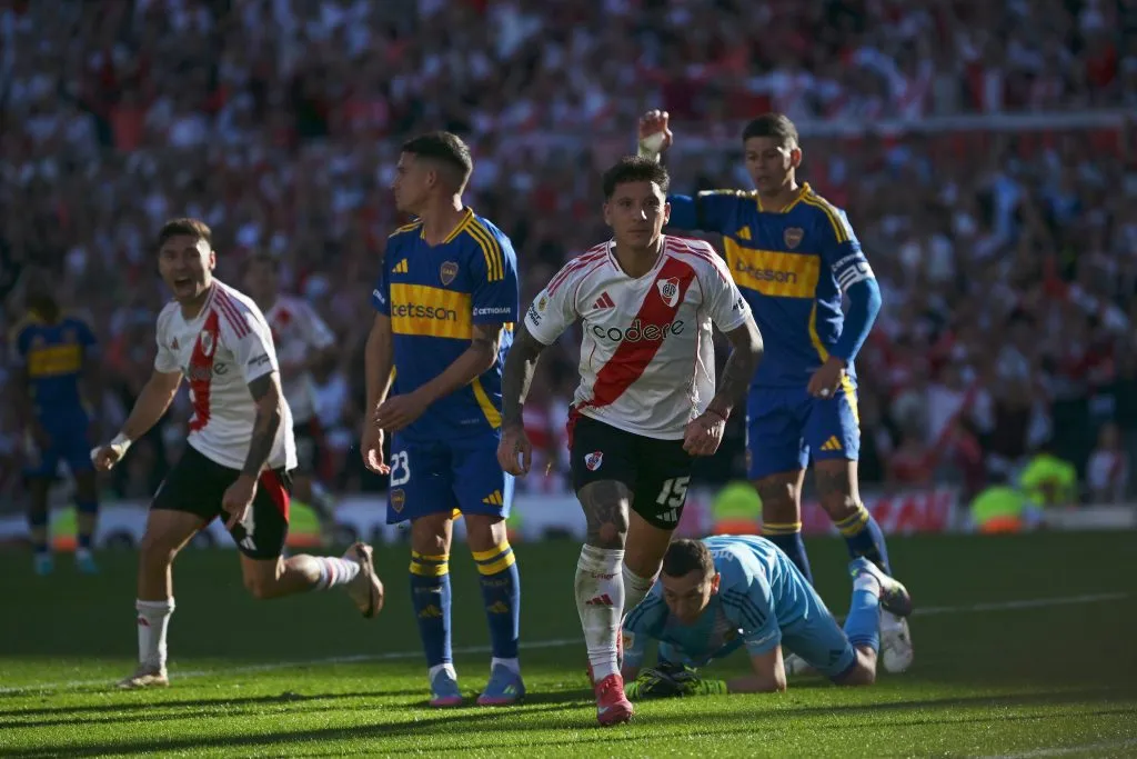 River debería enfrentar a Boca dos veces más por dos títulos en juego.