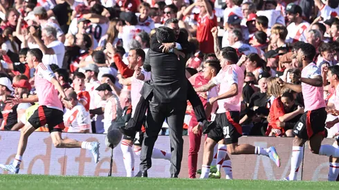 Gallardo le dio un premio a los jugadores.