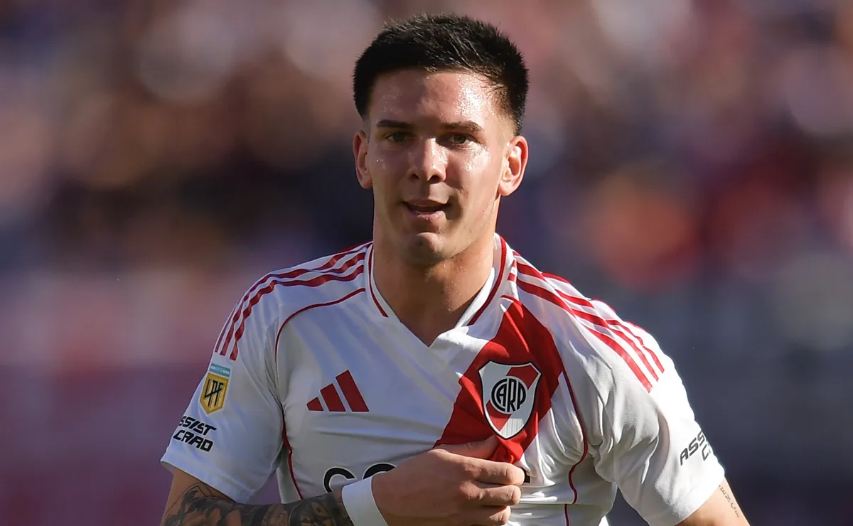 Mastantuono está en el radar de muchos grandes europeos y ahora le llegó la merecida convocatoria a la Selección Mayor.