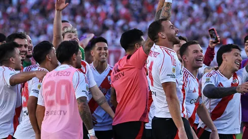 Seis jugadores compartieron la celebración.