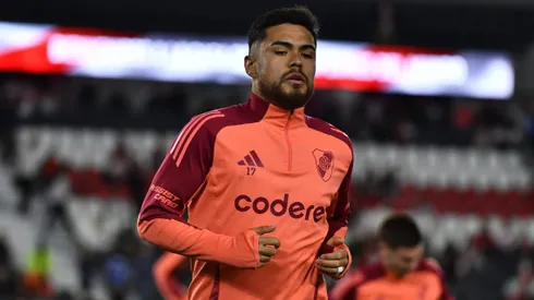 Paulo Díaz viene de disputar 180 minutos con la Selección de Chile y por eso irá al banco en La Plata.