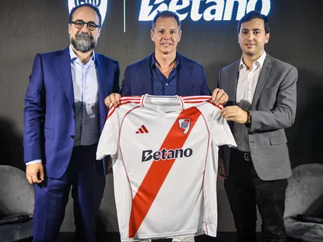River presentó oficialmente a Betano como sponsor: así se ve la camiseta