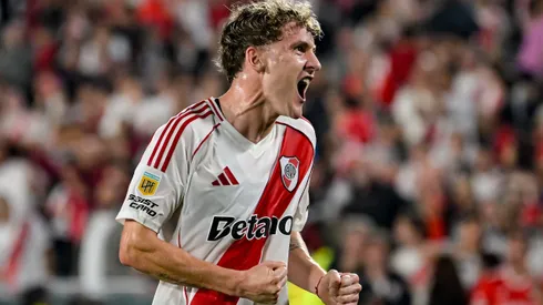 Gol de Colidio vs. Universitario.