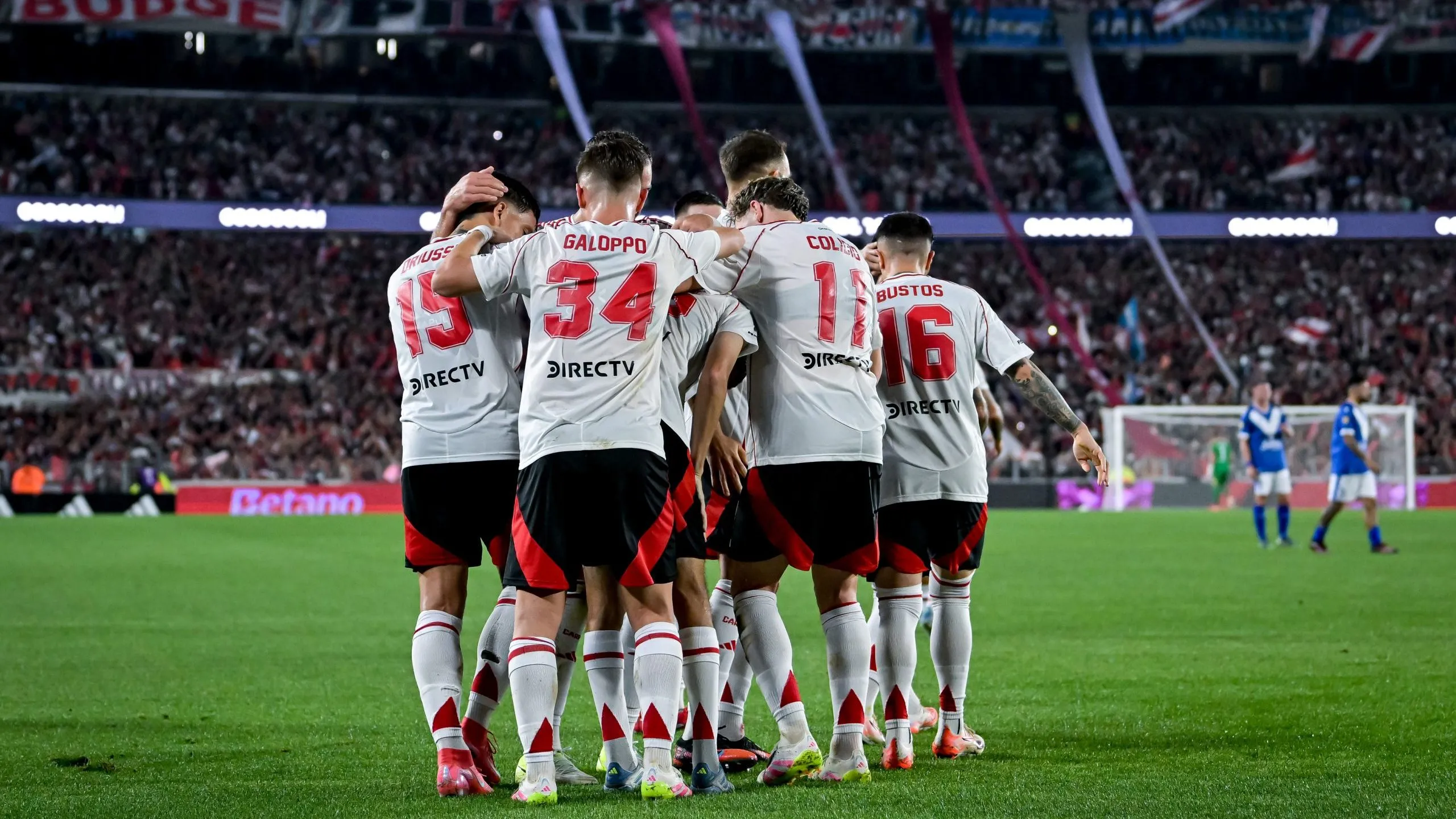 El Monumental deliró con el equipo. (Getty)
