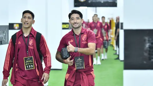 Gallardo sorprendió con quién dejó afuera del banco en Guayaquil.