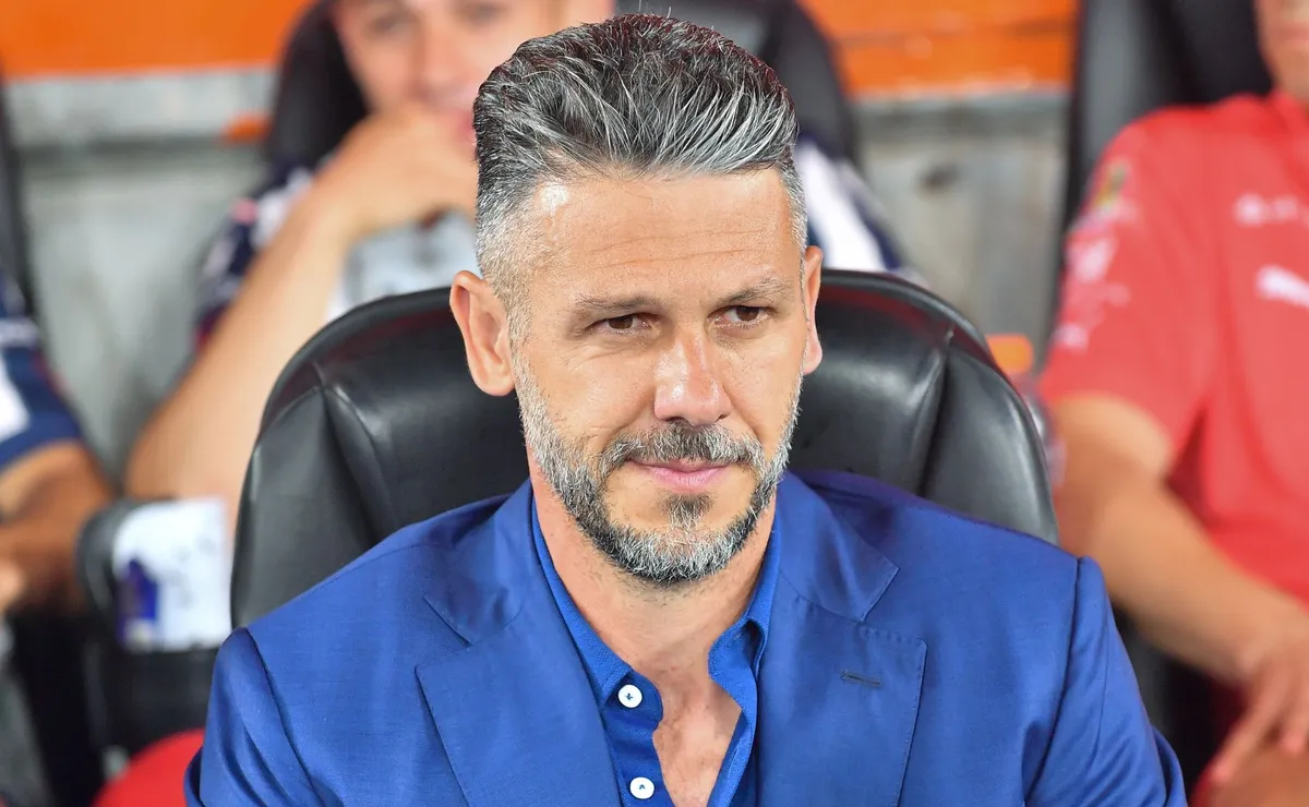 Demichelis no es más el DT de Rayados.