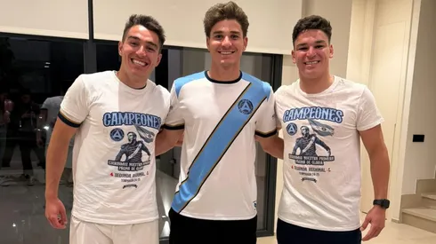Julián Álvarez celebró el título del Club Argentino de Fútbol donde juegan sus hermanos en España.