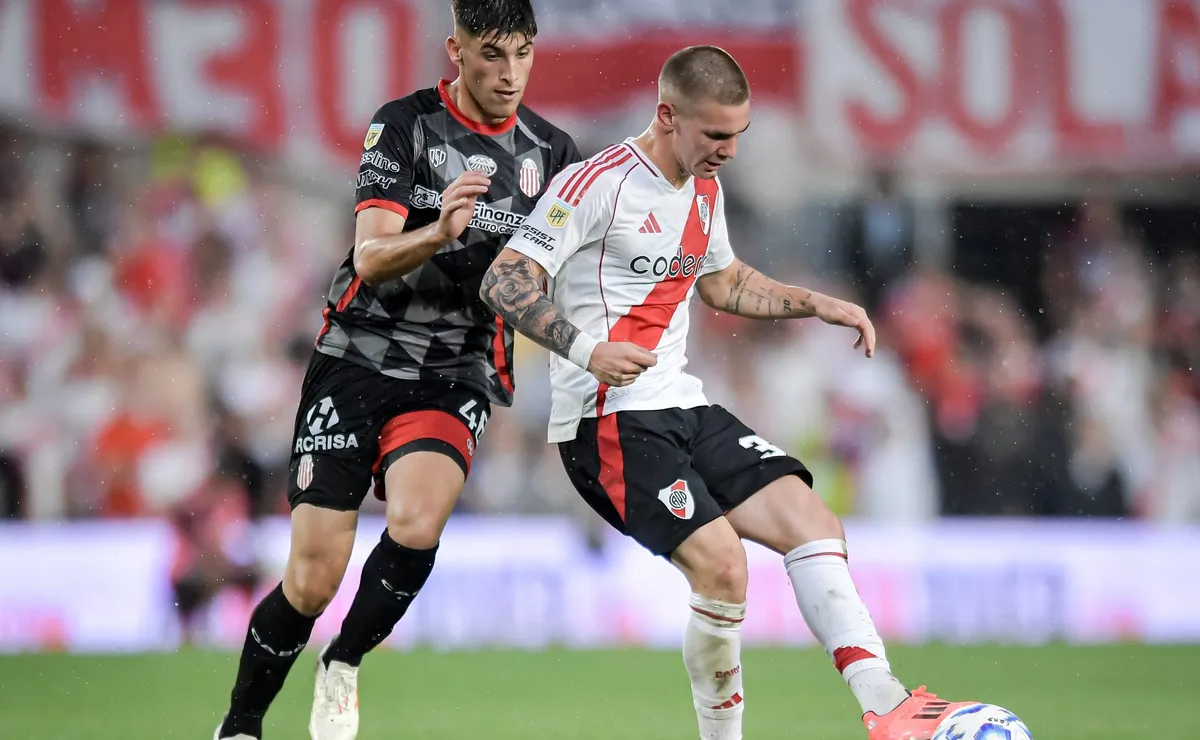 River recibe a Barracas en el Monumental.