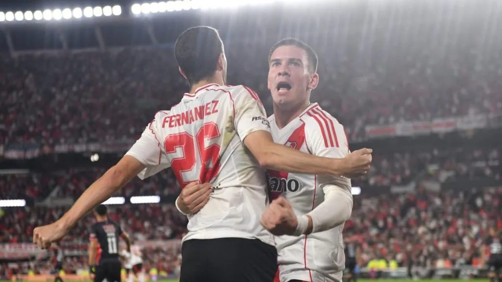 River despachó a Barracas en el Monumental.