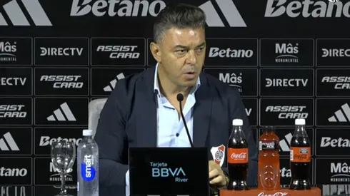 Gallardo se enojó en conferencia.