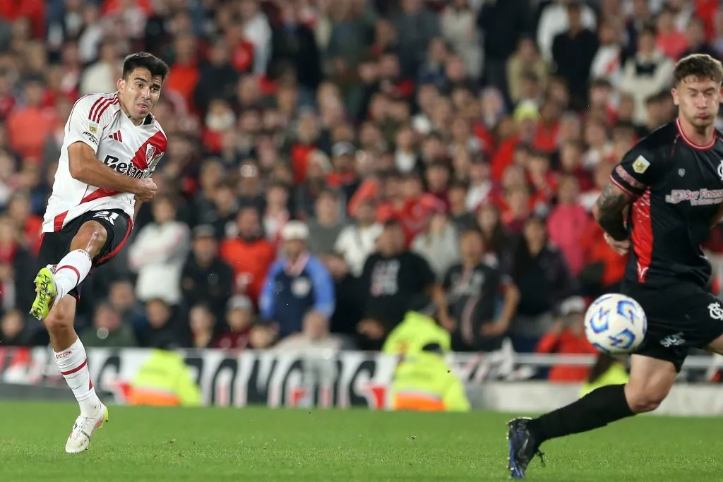 Acuña puso el tercero de River. (Getty)