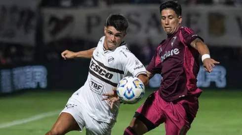 Vicente Taborda, de Platense, vs River (FOTO: @caplatense).