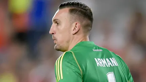 Armani se mete en la historia de la Copa.